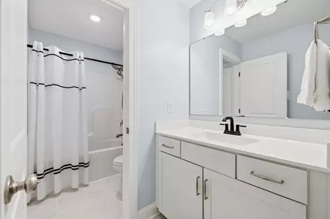 Bath - 929 Pelagic Loop, Myrtle Beach, SC 29579 photo 8 of 10