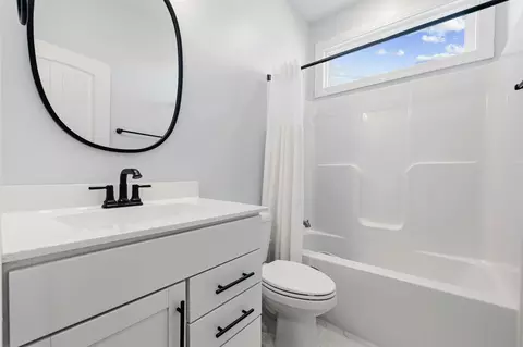 Bath - 929 Pelagic Loop, Myrtle Beach, SC 29579 photo 6 of 10