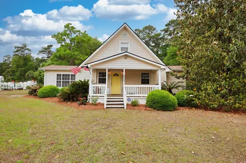 2220 S Island Rd, Georgetown, SC 29440