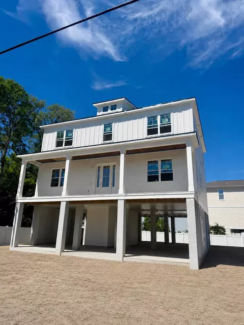 428 Vista Dr, Murrells Inlet, SC 29576