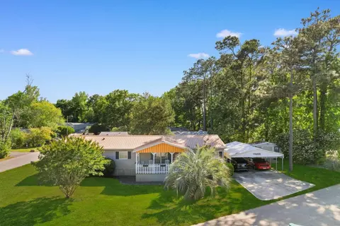 170 Offshore Dr, Murrells Inlet, SC 29576