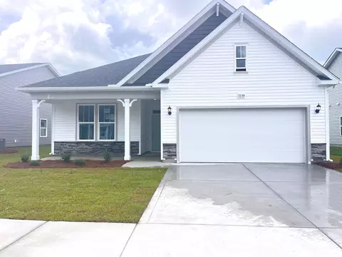 1139 NW Forest Bend Dr NW, Calabash, NC 28467