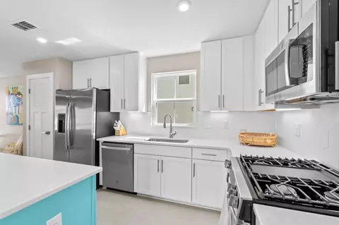 Kitchen - 2609 Rowyn St, Longs, SC 29568 photo 10 of 10