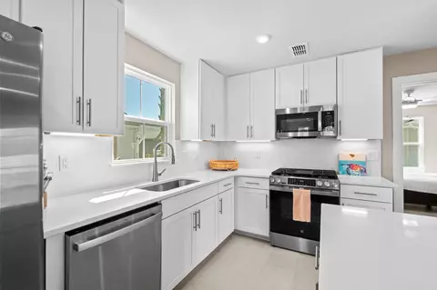 Kitchen - 2609 Rowyn St, Longs, SC 29568 photo 5 of 10