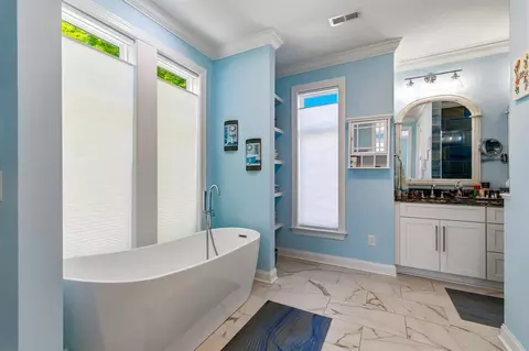 Bath - 321 N Oak Dr, Surfside Beach, SC 29575 photo 5 of 8