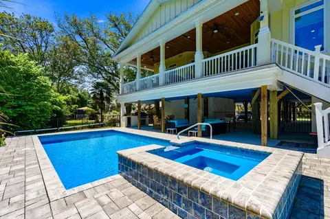 Exterior - 321 N Oak Dr, Surfside Beach, SC 29575 photo 8 of 12