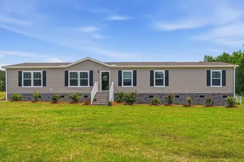 3910 Cascade Rd, Green Sea, SC 29545