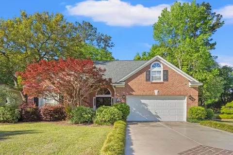 355 Camden Cir, Pawleys Island, SC 29585