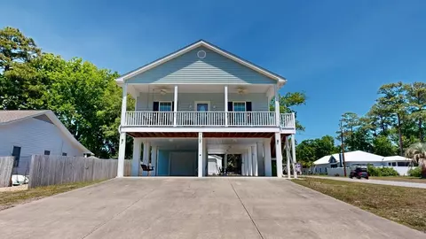510 9th Ave S, Surfside Beach, SC 29575