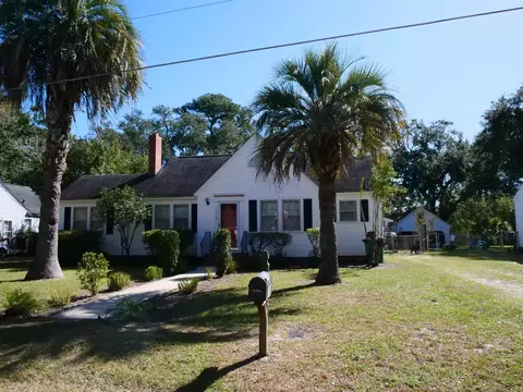 1713 Oak St, Georgetown, SC 29440