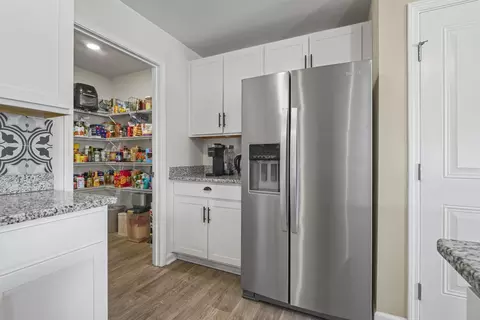 Kitchen - 901 Corn Husk Loop, Conway, SC 29527 photo 6 of 8
