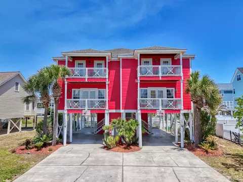 118 Seabreeze Dr, Murrells Inlet, SC 29576