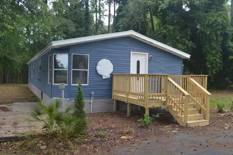 1922 N Twisted Oak Dr, Little River, SC 29566