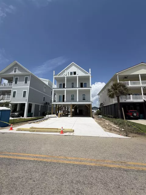 231 Underwood Dr, Murrells Inlet, SC 29576