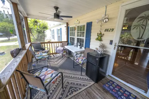 Exterior - 8629 Bragg Dr, Myrtle Beach, SC 29588 photo 2 of 6