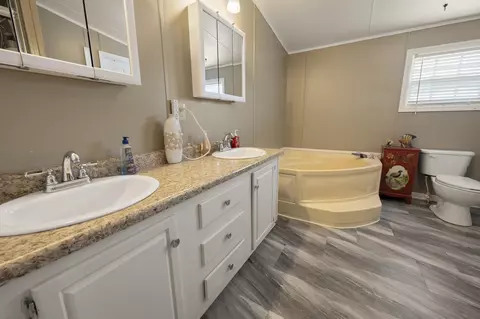 Bath - 8629 Bragg Dr, Myrtle Beach, SC 29588 photo 1 of 3
