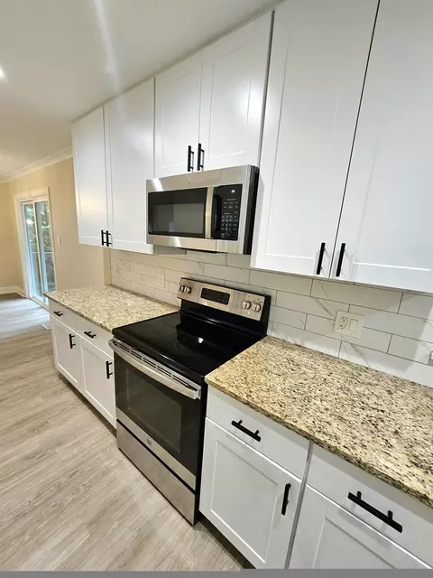 Kitchen - 118 Pinecrest Rd, Myrtle Beach, SC 29579 photo 2 of 4