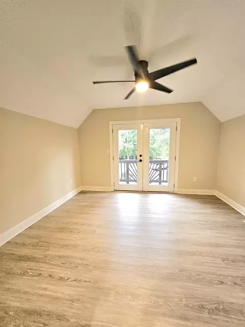 Bedroom - 118 Pinecrest Rd, Myrtle Beach, SC 29579 photo 2 of 2