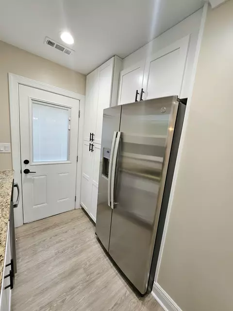 Kitchen - 118 Pinecrest Rd, Myrtle Beach, SC 29579 photo 4 of 4