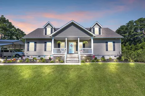 381 Saint Ives Rd, Longs, SC 29568