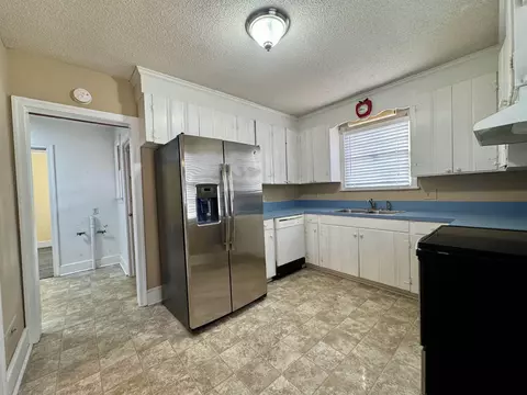 Kitchen - 517 Singleton Ave, Kingstree, SC 29556 photo 2 of 2