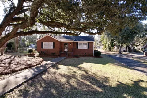 Exterior - 517 Singleton Ave, Kingstree, SC 29556 photo 7 of 9