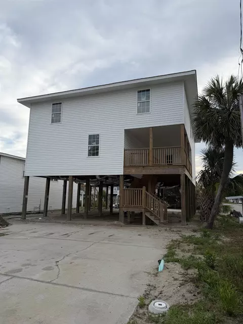 300 44th Ave N, North Myrtle Beach, SC 29582