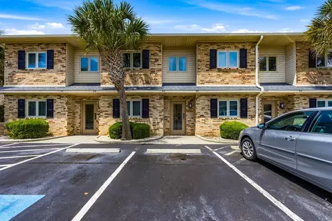 202 Double Eagle Dr #F-1, Surfside Beach, SC 29575