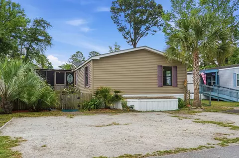 2720 Capricorn Dr, Myrtle Beach, SC 29575