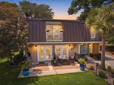 405 6th Ave S, North Myrtle Beach, SC 29582
