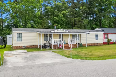 634 River Bend Rd, Myrtle Beach, SC 29588
