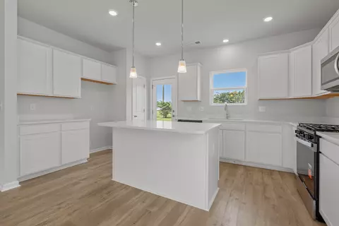 Kitchen - 2923 Spain Ln, Conway, SC 29527 photo 2 of 6