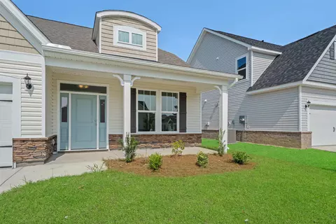 Exterior - 2923 Spain Ln, Conway, SC 29527 photo 3 of 8