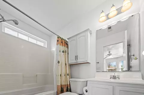 Bath - 977 Silvercrest Dr, Myrtle Beach, SC 29579 photo 1 of 3