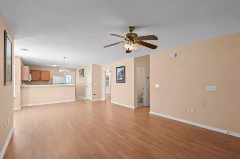 Living - 977 Silvercrest Dr, Myrtle Beach, SC 29579 photo 1 of 5