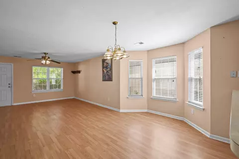 Living - 977 Silvercrest Dr, Myrtle Beach, SC 29579 photo 5 of 5