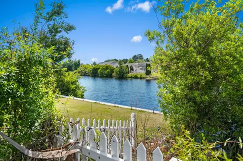 View/Area - 977 Silvercrest Dr, Myrtle Beach, SC 29579 photo 2 of 10
