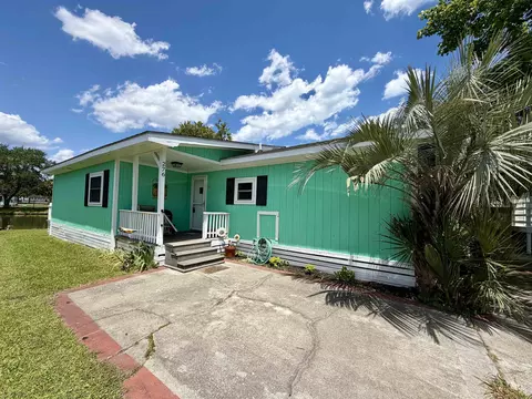 276 Flamingo Ct, Surfside Beach, SC 29575