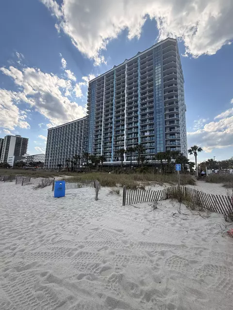 3000 N N Ocean Blvd #422, Myrtle Beach, SC 29577