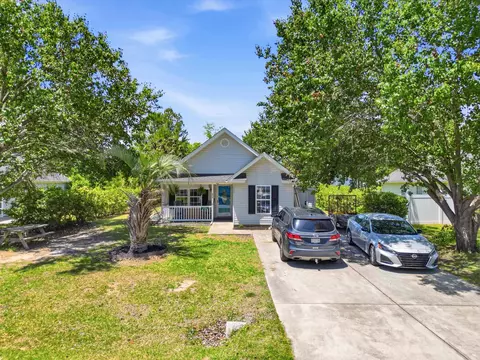 3950 Mayfield Dr, Conway, SC 29526