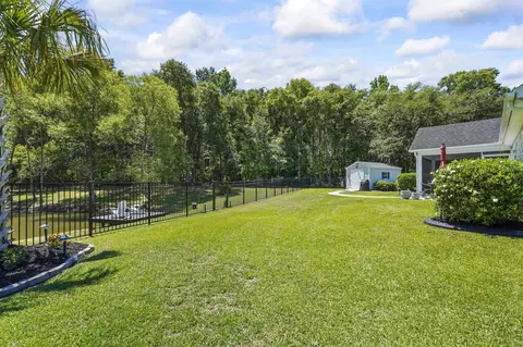 Exterior - 536 Shea Loop, Myrtle Beach, SC 29588 photo 10 of 11
