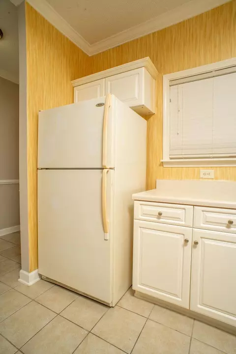 Kitchen - 300 Kiskadee Loop #B, Conway, SC 29526 photo 1 of 12