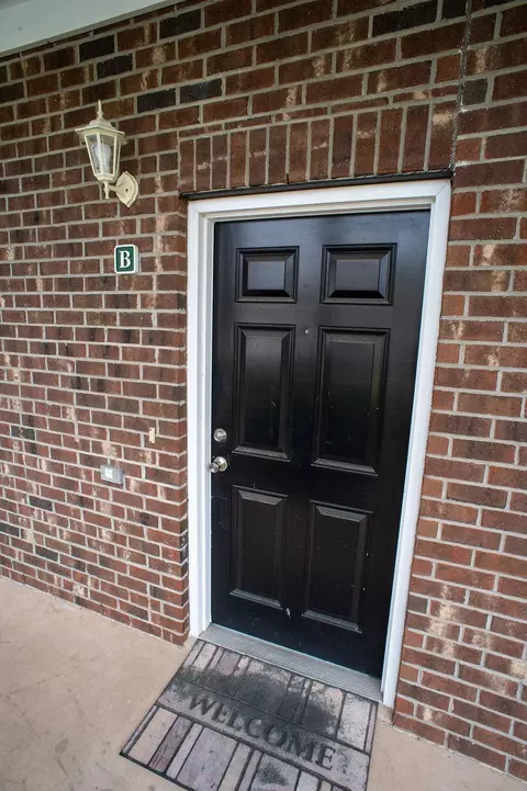 Entry Way - 300 Kiskadee Loop #B, Conway, SC 29526 photo 4 of 4