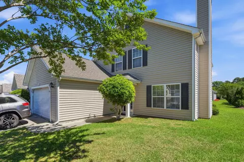 391 Vesta Dr, Myrtle Beach, SC 29579