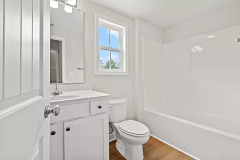 Bath - 1417 Loop Cir, Longs, SC 29568 photo 2 of 2
