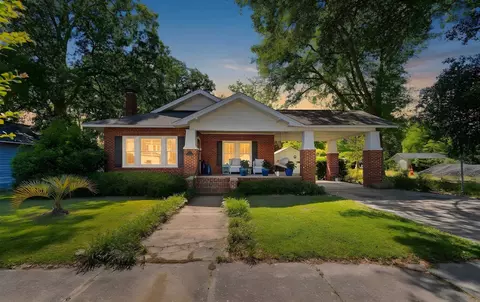 109 S 12th Ave, Dillon, SC 29536