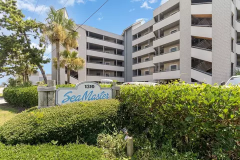 1310 N Waccamaw Dr #115, Murrells Inlet, SC 29576