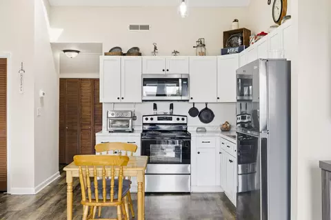 Kitchen - 1850 Colony Dr #3-E, Surfside Beach, SC 29575 photo 4 of 5