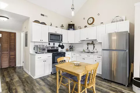 Kitchen - 1850 Colony Dr #3-E, Surfside Beach, SC 29575 photo 1 of 5