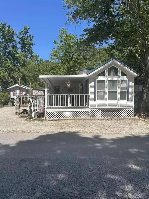 613-652 5th Ave S, Myrtle Beach, SC 29577